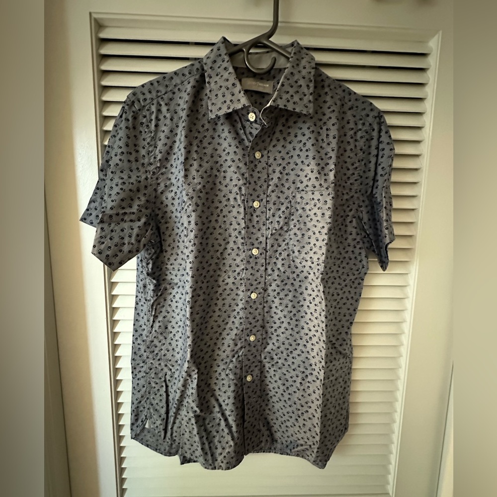 Hickey Freeman NY men’s short sleeve button down dress shirt, size medium